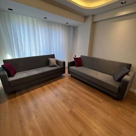 Zeytinburnu Merkezi Konumda, Sifir Daire & Esyalar Appartement Istanboel Buitenkant foto
