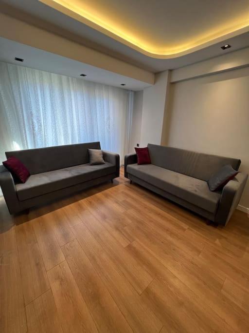 Zeytinburnu Merkezi Konumda, Sifir Daire & Esyalar Appartement Istanboel Buitenkant foto